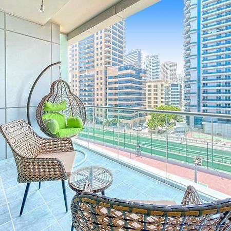Bnbmehomes - Sit Back & Enjoy Seeing The Luxury Yachts Drive By - B67 Dubai Eksteriør bilde