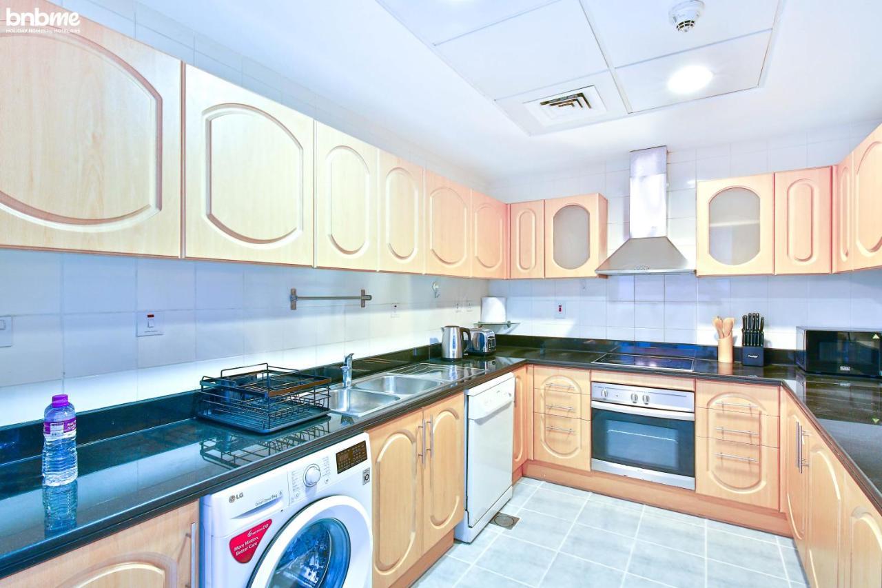 Bnbmehomes - Sit Back & Enjoy Seeing The Luxury Yachts Drive By - B67 Dubai Eksteriør bilde